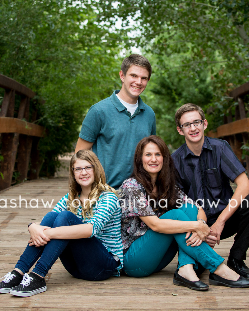 Sweet Moments With This Family | St George Utah Family Photographer