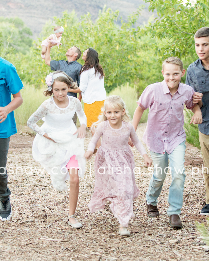 Family of 8 | St George Utah Family Photographer